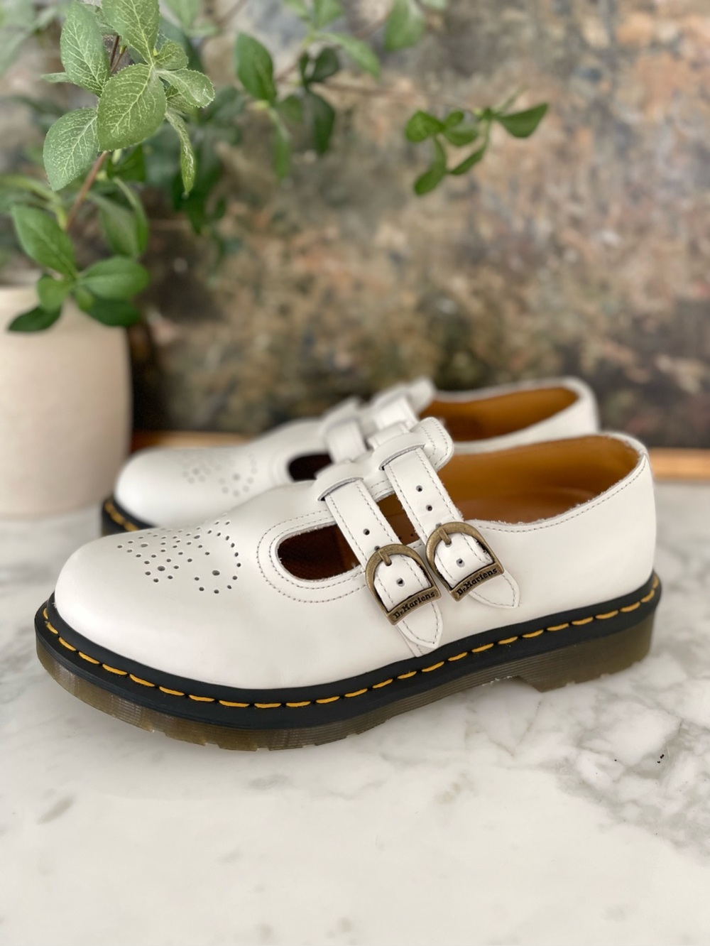 Dr. Marten 8065 Mary Jane Leather White Size 9 Womens